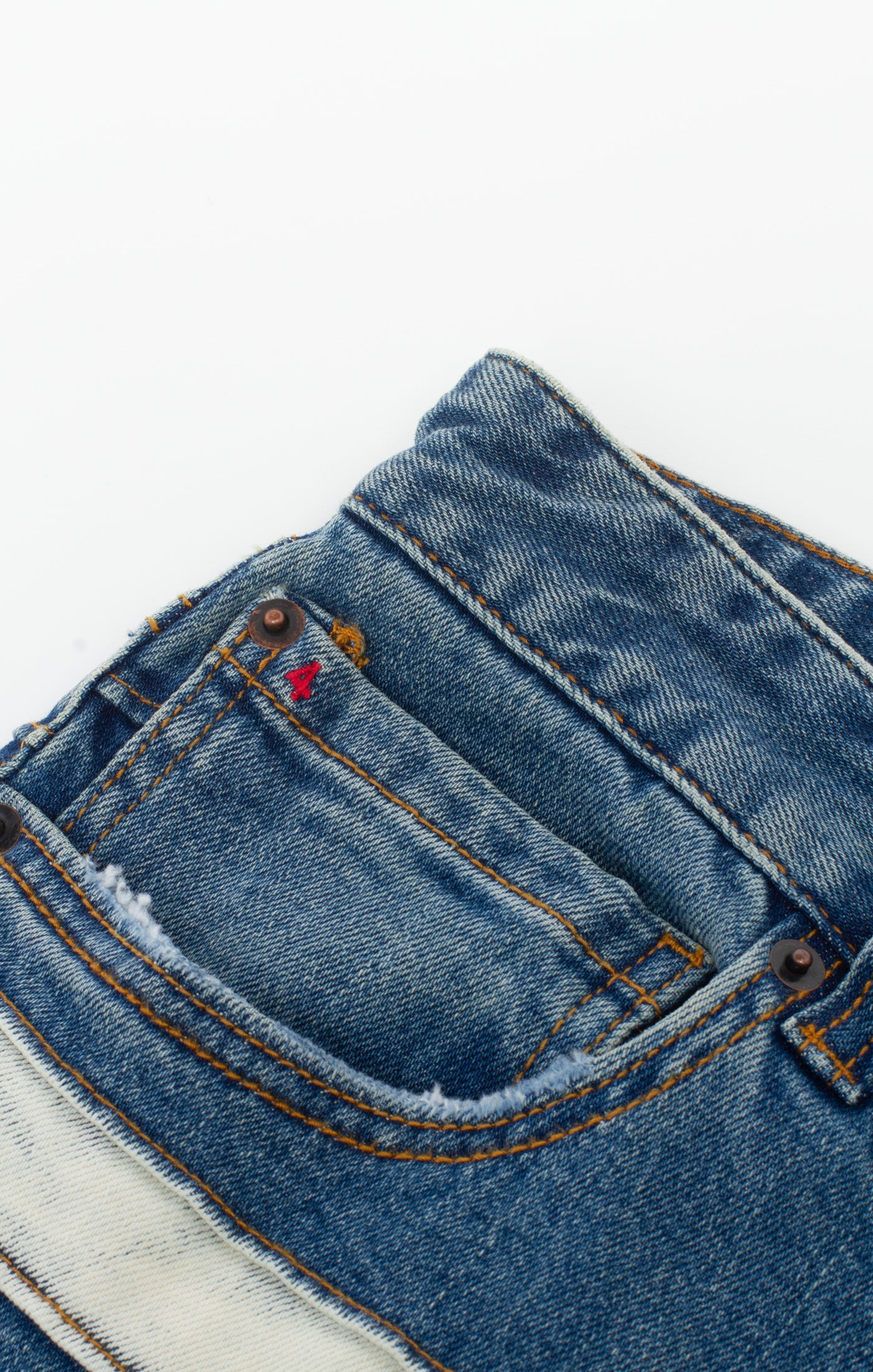 Levels Jean